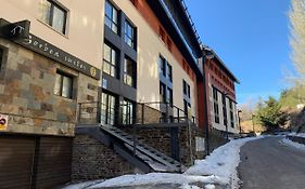Apartamentos GHM Gorbea Suites